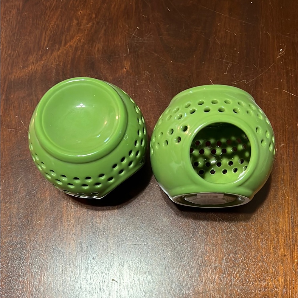 Slatkin & co green ceramic oil warmer